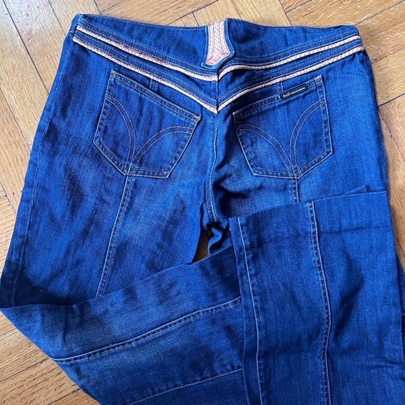 Dolce & Gabbana blue jeans,Excellent condition. Tag says size 29,Waist aprox 32β - Picture 3 of 6
